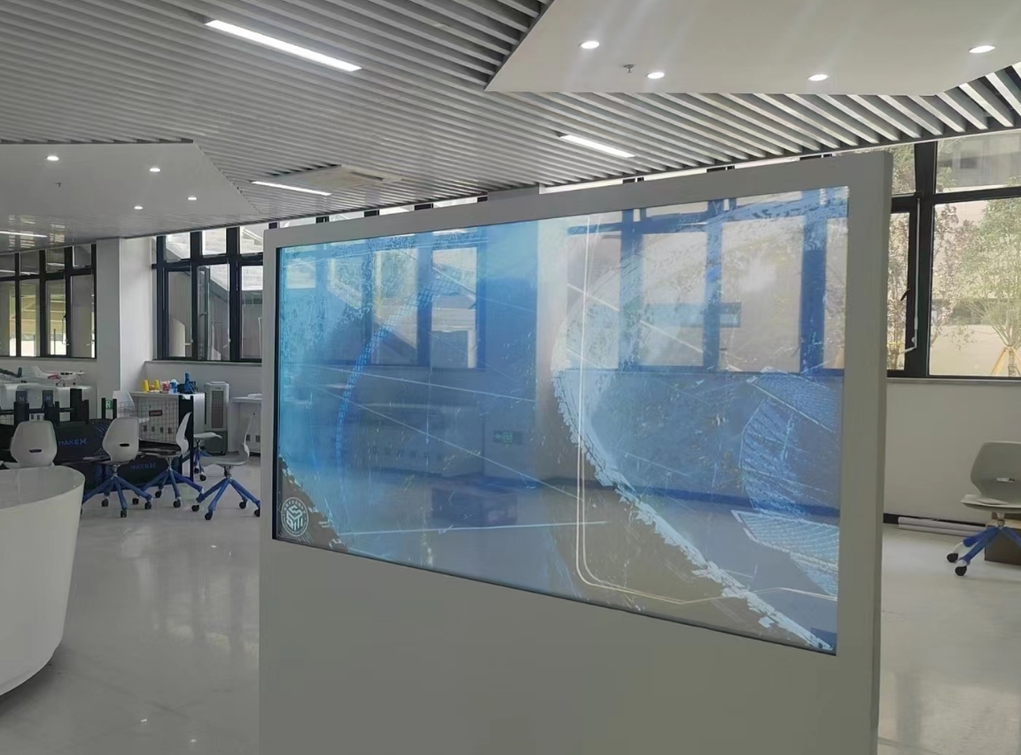 55寸立式oled透明屏-溫州科技高級中學(xué)